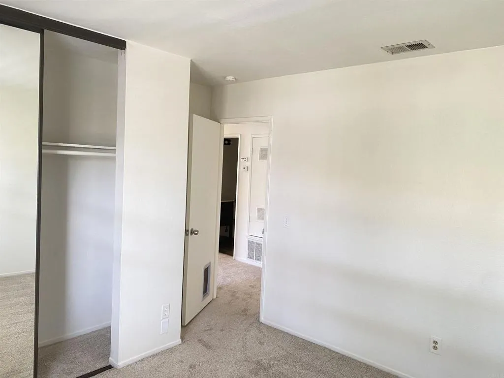 https://cdn.realtyfeed.com/cdn/127/306770900/75d6da66988e56db68f7aceaa573519d.webp