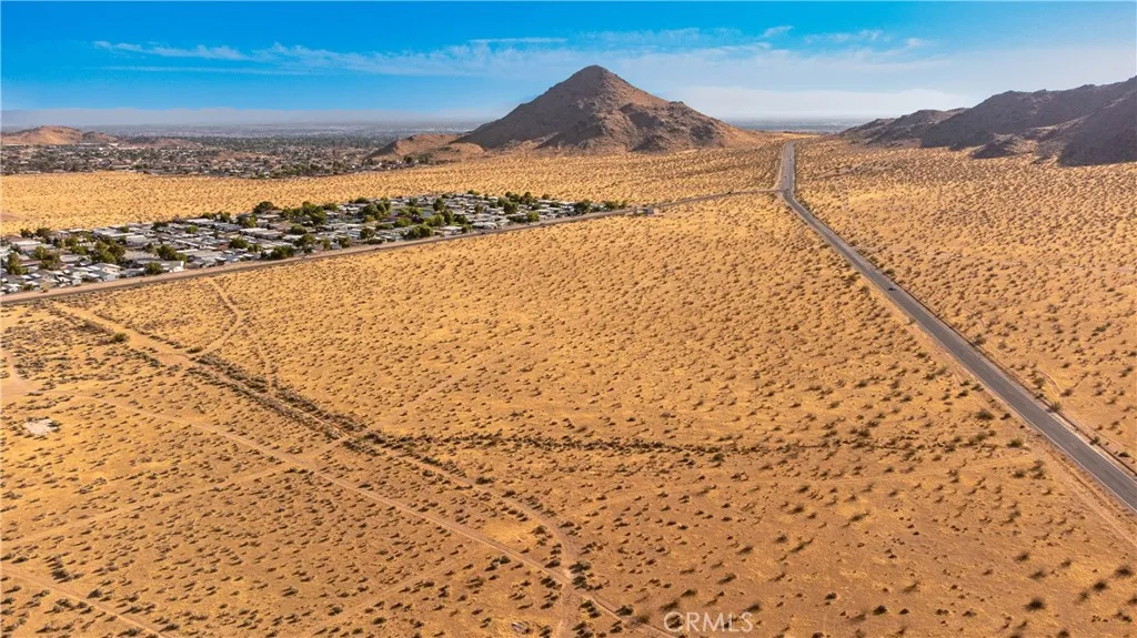 0 Waalew, Apple Valley, CA 92307 - Main photo, Apple Valley, CA