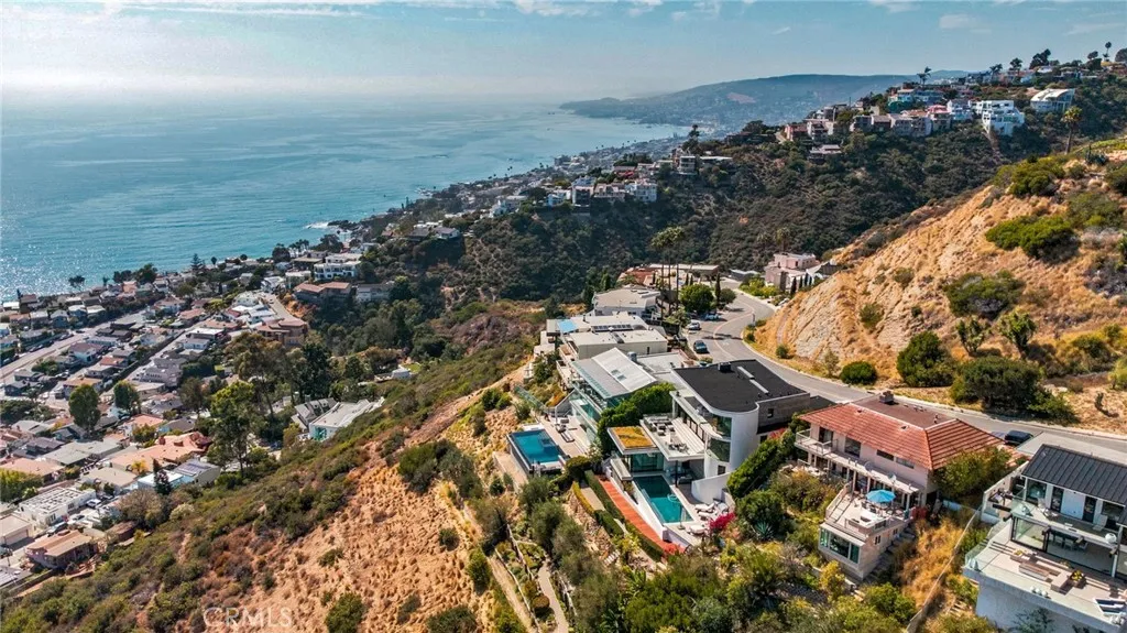 627 Nyes, Laguna Beach, CA 92651 - Photo 4 of 24, Laguna Beach, CA