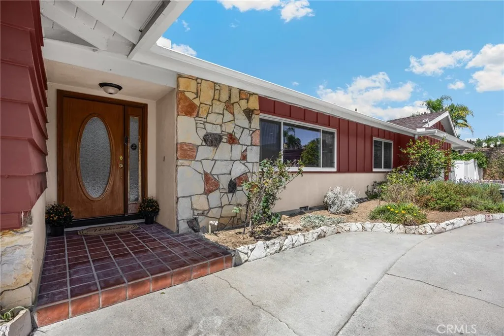 1289 Wardman, Brea, CA 92821 - Photo 2 of 36, Brea, CA