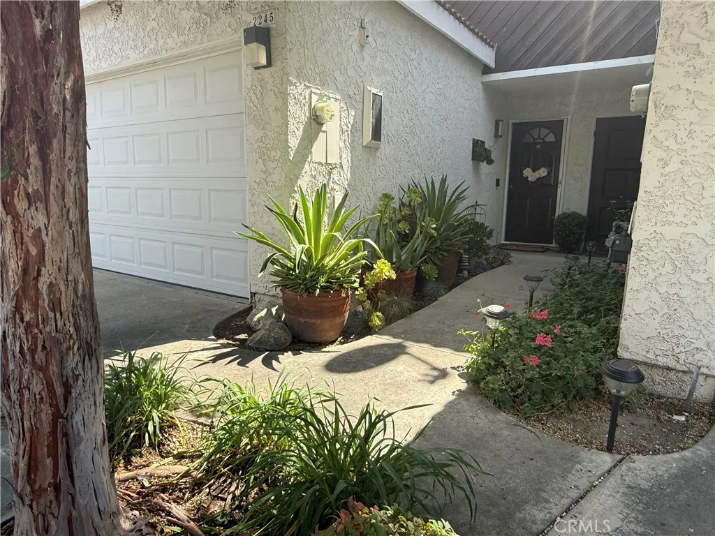2245 Smoke Tree Lane, Ontario, CA 91762 - Photo 3 of 9, Ontario, CA