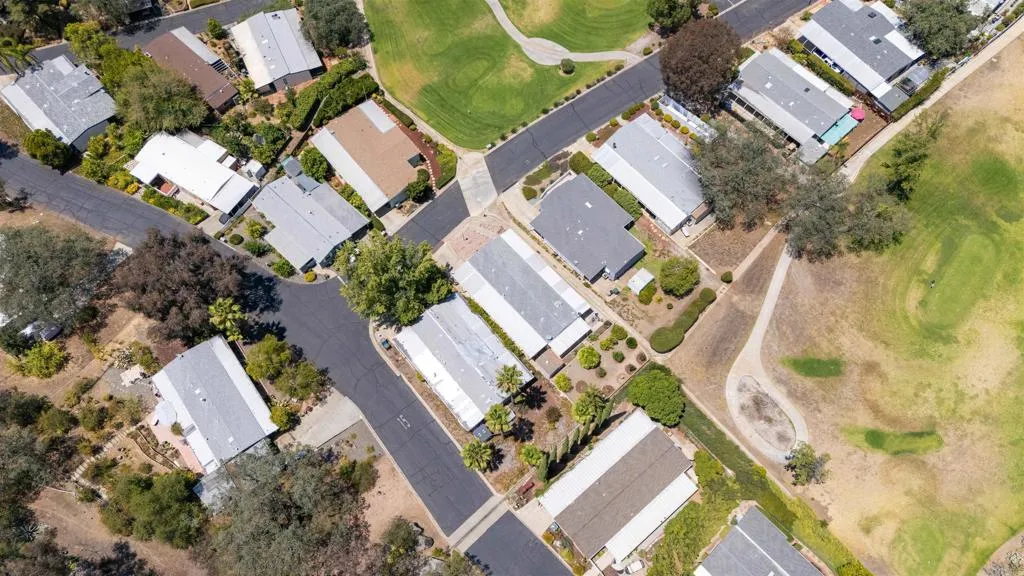 https://cdn.realtyfeed.com/cdn/127/306771048/3b22fc8fd60176b83e09178e932c14f9.webp
