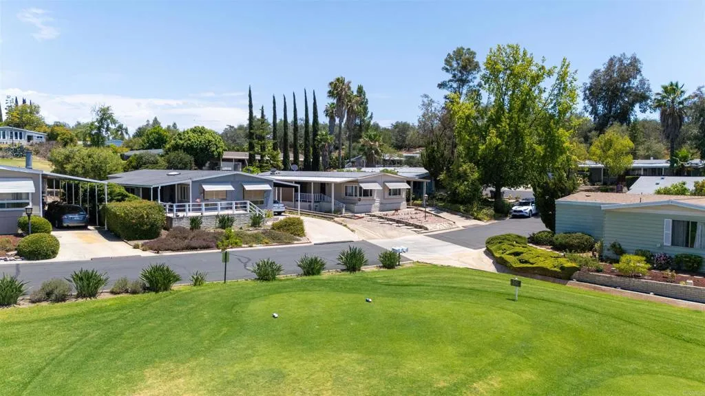 https://cdn.realtyfeed.com/cdn/127/306771048/42daae0b1be2f6cf8b63a070e0a2e43f.webp