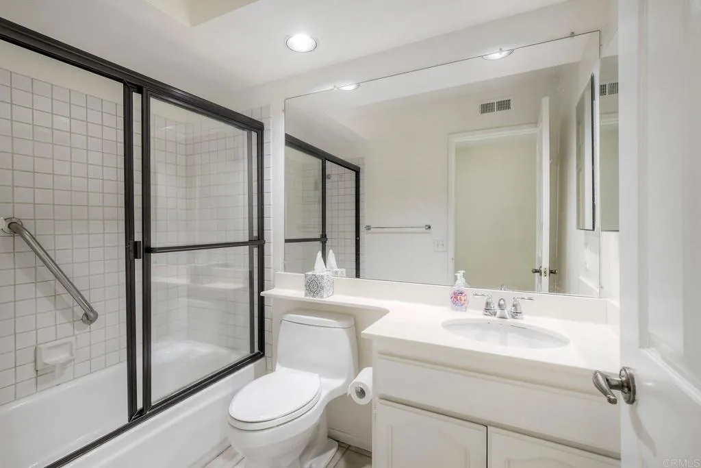https://cdn.realtyfeed.com/cdn/127/306771061/a484d512364ce539c6c3c918dfad375d.webp