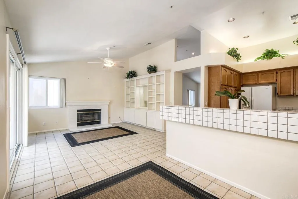 https://cdn.realtyfeed.com/cdn/127/306771061/e8b2b0d42a8b6571bf9125ca3100bb0d.webp