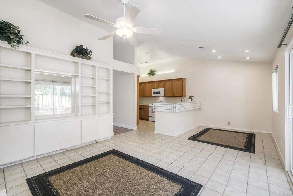 https://cdn.realtyfeed.com/cdn/127/306771061/ed0f019e641d26c724500184dbf2b022.webp
