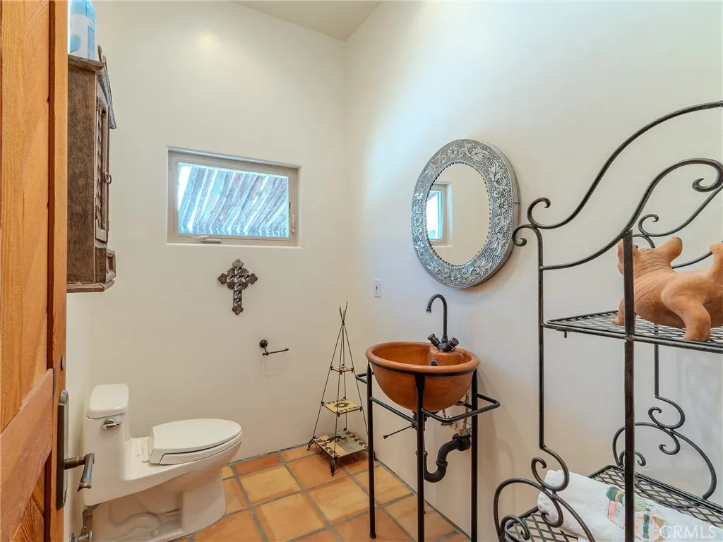 https://cdn.realtyfeed.com/cdn/127/306771085/baa64aa47dff28e9ed90499183ede6ab.webp