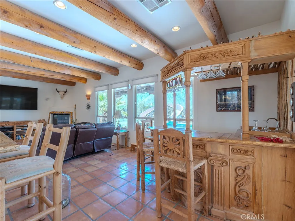 https://cdn.realtyfeed.com/cdn/127/306771085/e3f265cea876d776d140ff28c9b35c21.webp