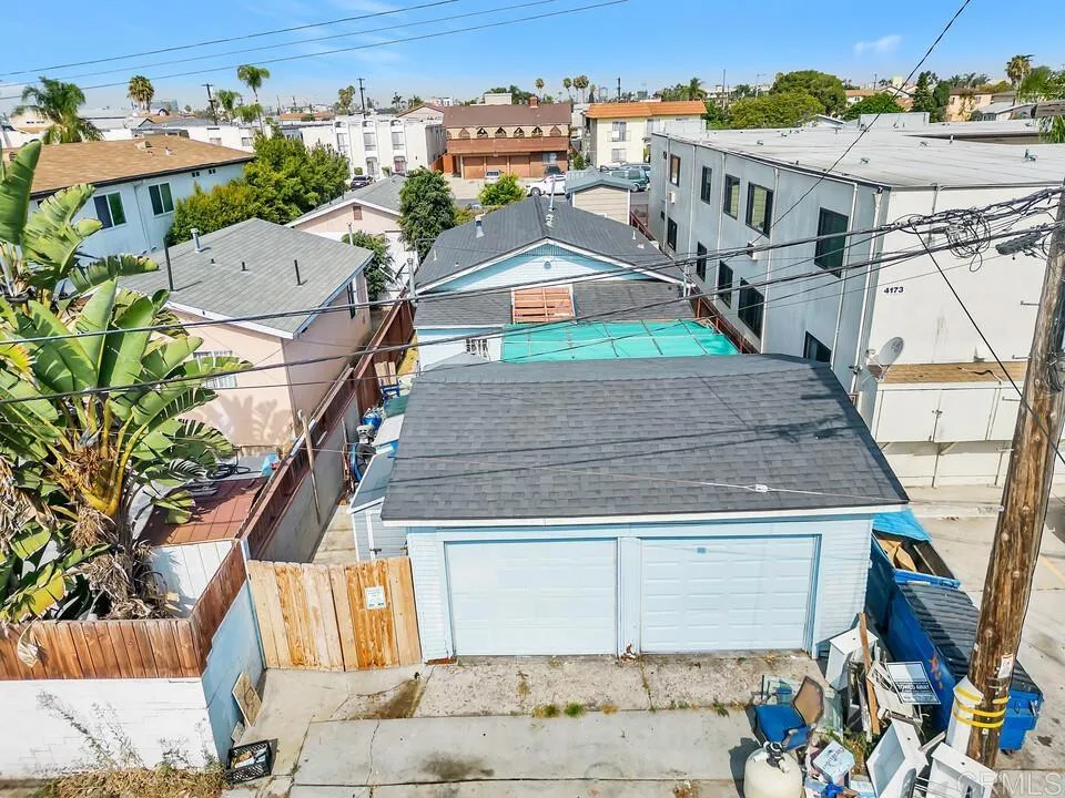 https://cdn.realtyfeed.com/cdn/127/306771147/1bc6936473d623ee9a6ef697640bb9f9.webp