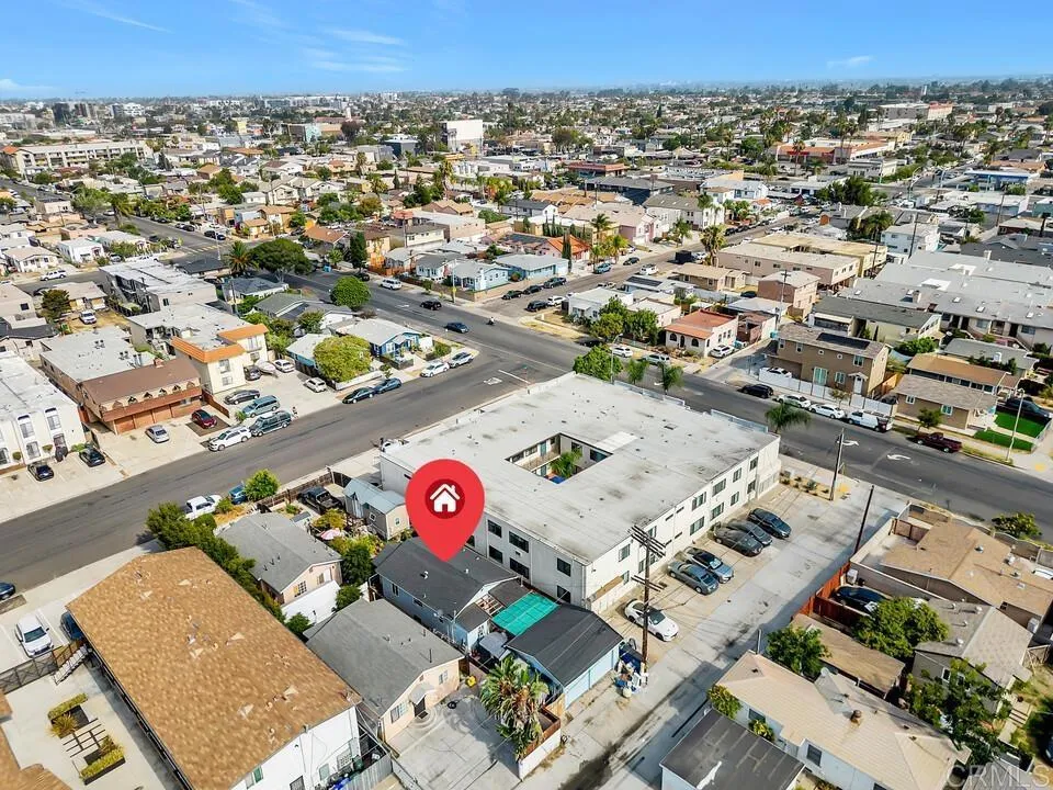 https://cdn.realtyfeed.com/cdn/127/306771147/45ce550bbcf5d63e546e027aba5bab7c.webp