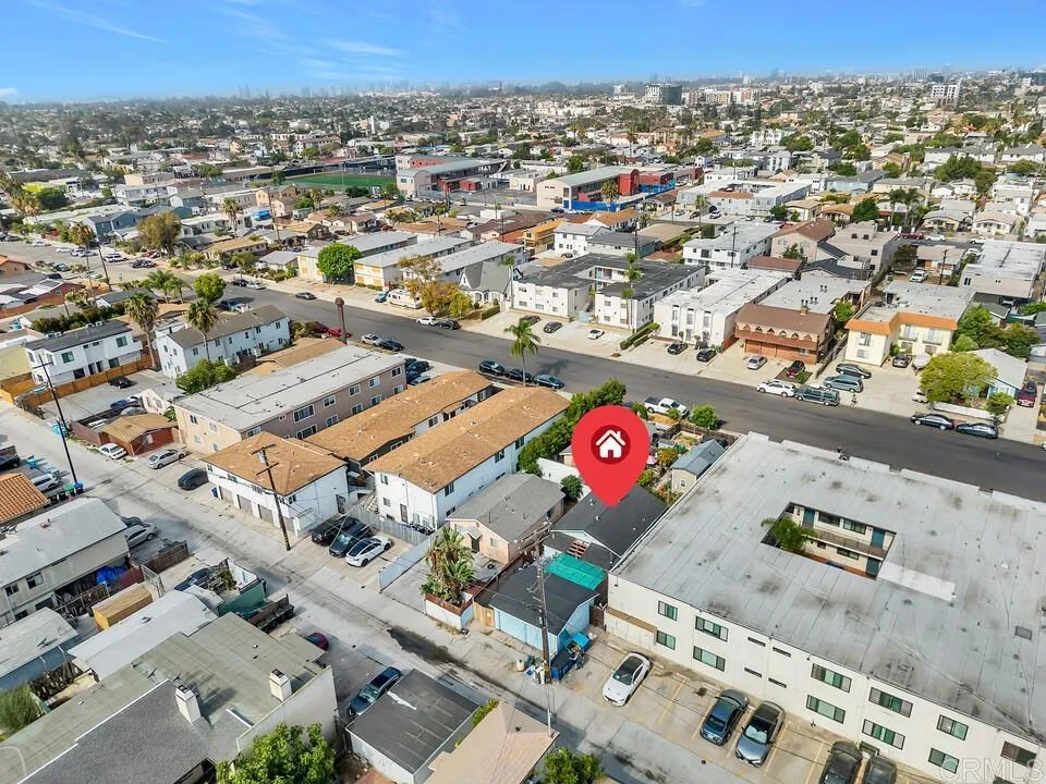https://cdn.realtyfeed.com/cdn/127/306771147/9fa4cc7118f6a814a60b917bee6f347e.webp