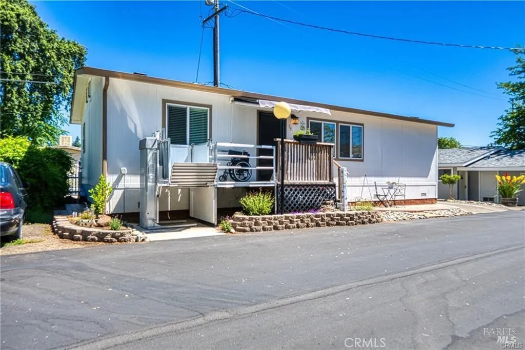 5020 Lakeshore, Lakeport, CA 95453 - Photo 2 of 24, Lakeport, CA