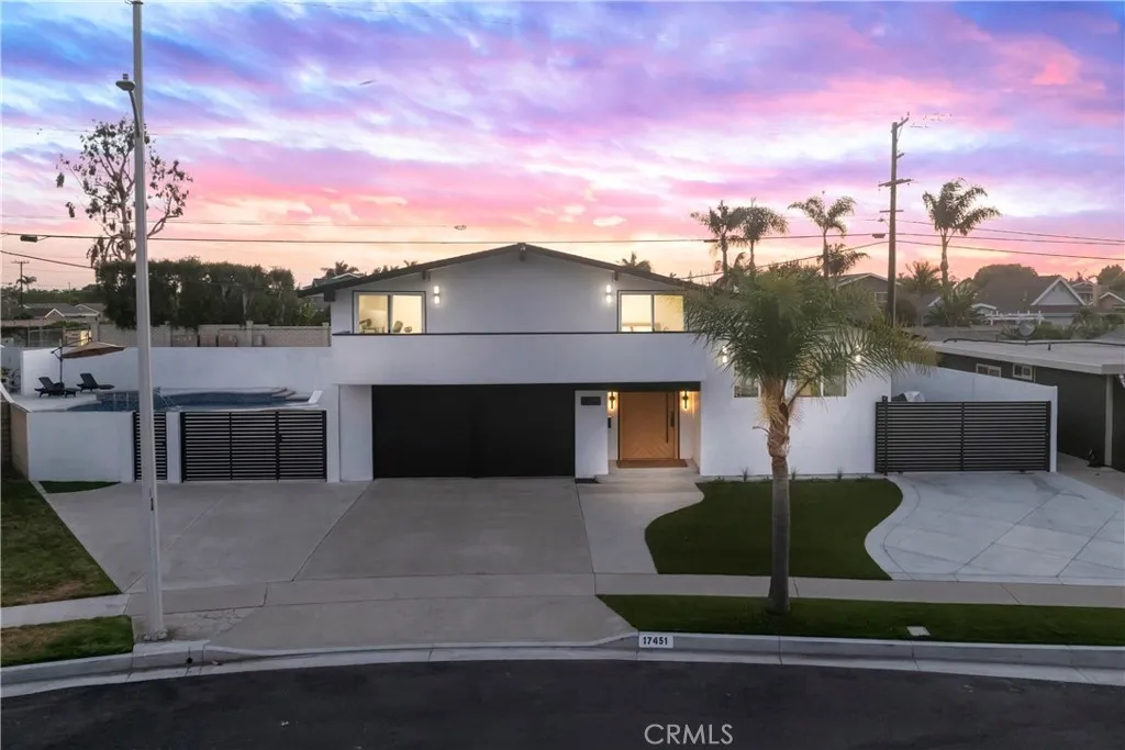 17451 Avalon, Huntington Beach, CA 92647 - Photo 2 of 50, Huntington Beach, CA