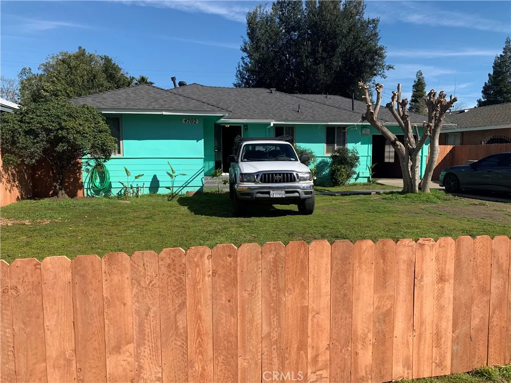 4702 N Fruit Avenue, Fresno, CA 93705 - Main photo, Fresno, CA