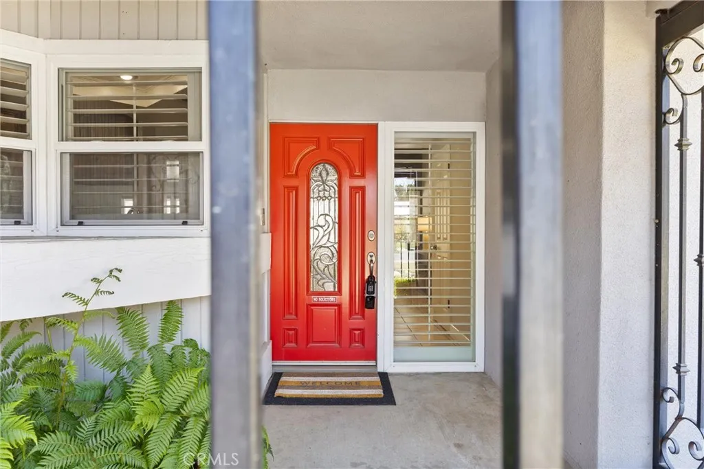 7613 Eastlorne Court, Bakersfield, CA 93309 - Photo 4 of 42, Bakersfield, CA