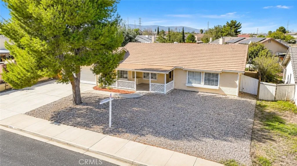 12404 Mammoth Drive, Victorville, CA 92392 - Photo 3 of 62, Victorville, CA