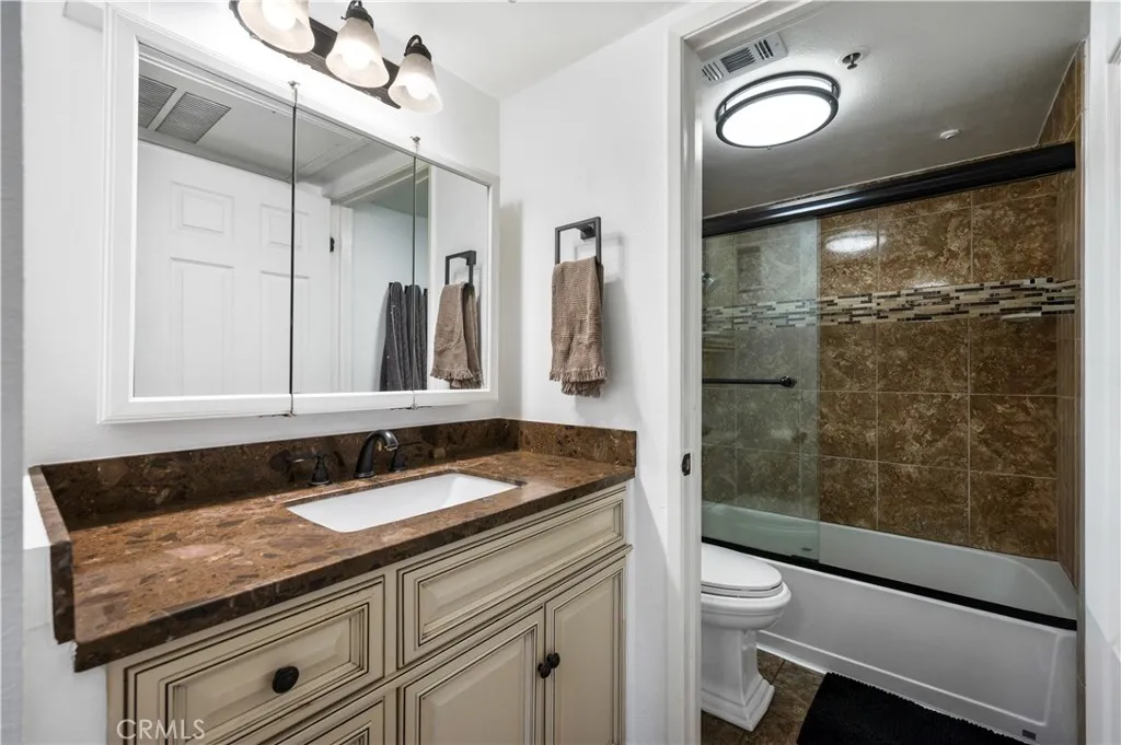 35 Linden Unit 410, Long Beach, CA 90802 - Photo 3 of 33, Long Beach, CA