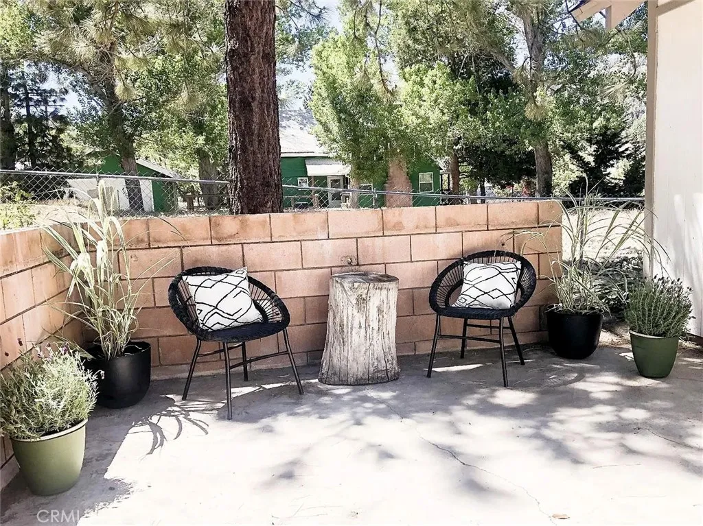 1081 Apple, Wrightwood, CA 92397 - Photo 5 of 25, Wrightwood, CA