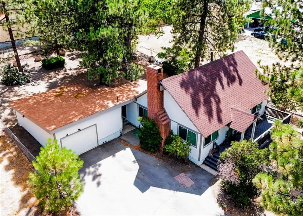 1081 Apple, Wrightwood, CA 92397 - Main photo, Wrightwood, CA
