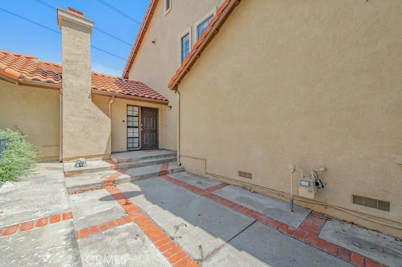 6011 E Montefino, Anaheim, CA 92807 - Photo 3 of 34, Anaheim, CA