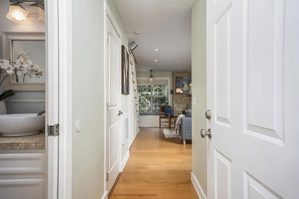 https://cdn.realtyfeed.com/cdn/127/306771291/aeb26b10590be047770244a360ce2ed8.webp