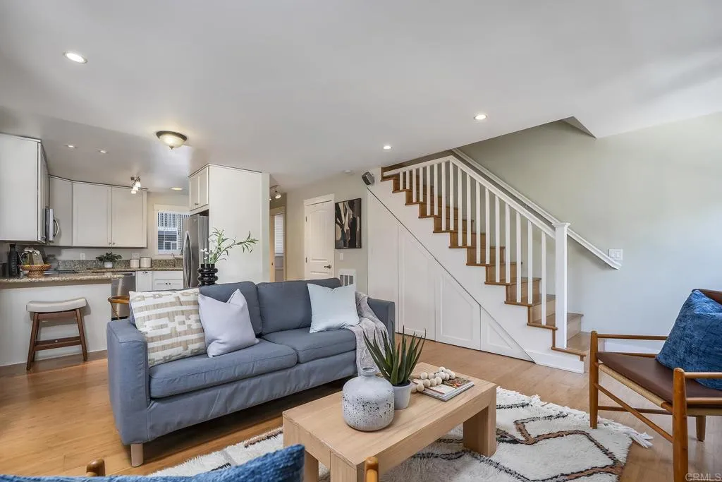 https://cdn.realtyfeed.com/cdn/127/306771291/d4368c75b486b092779bed01eb1ad0a8.webp