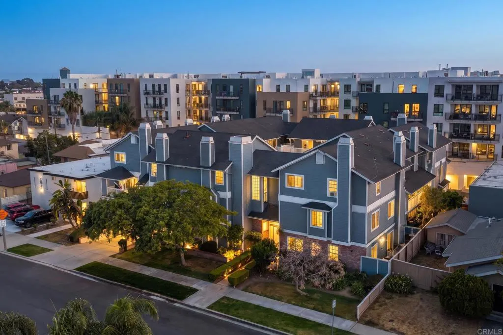 https://cdn.realtyfeed.com/cdn/127/306771291/fa264764f27c7dc25b8928c0420b2796.webp