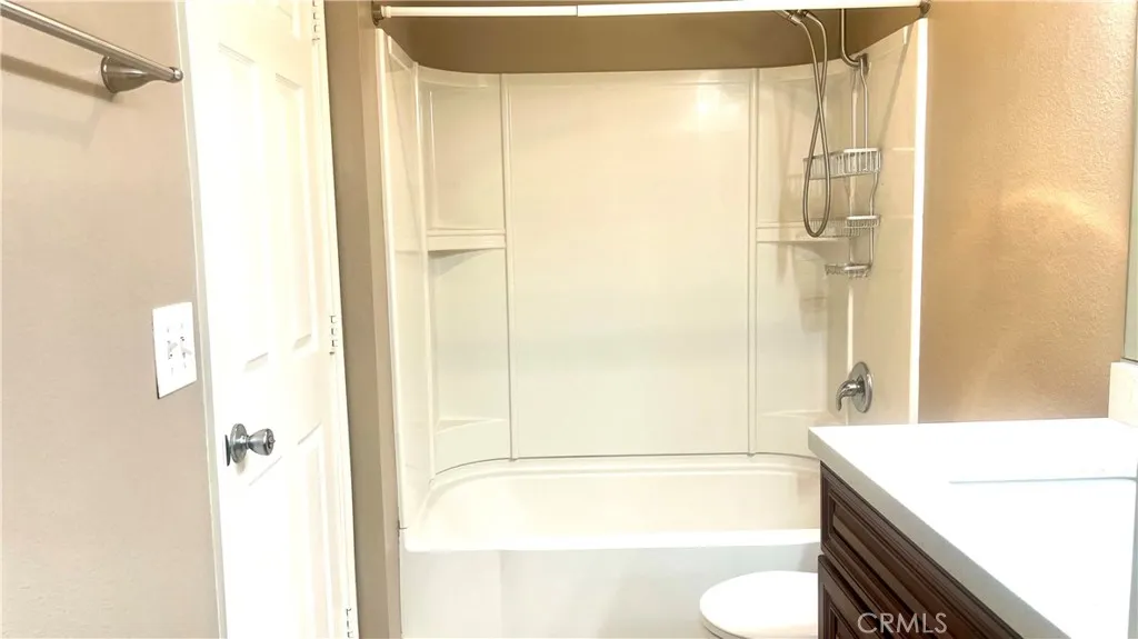 Photo #10: OC26156043 Listing: Photo #10