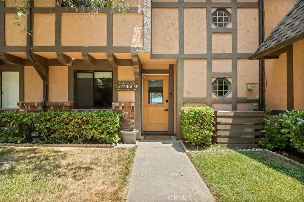 180 Ca-173, Lake Arrowhead, CA 92352 - Photo 5 of 37, Lake Arrowhead, CA
