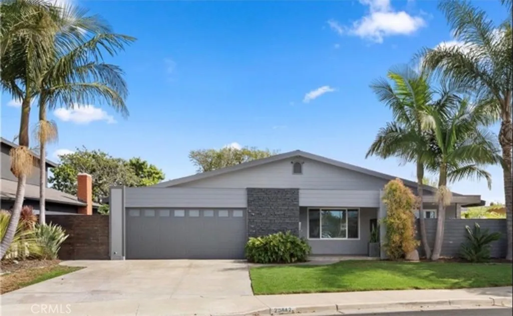 20442 Harbor Isle Ln, Huntington Beach, CA 92646 - Main photo, Huntington Beach, CA