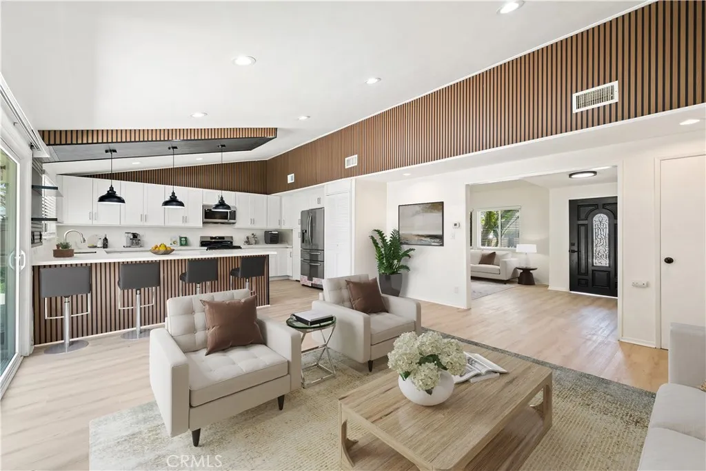 22231 Marlin, Canoga Park, CA 91303 - Main photo, Canoga Park, CA