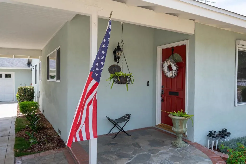 https://cdn.realtyfeed.com/cdn/127/306771350/4a49bb09f8f6a2e9e6ff4f0fa32a6c3e.webp