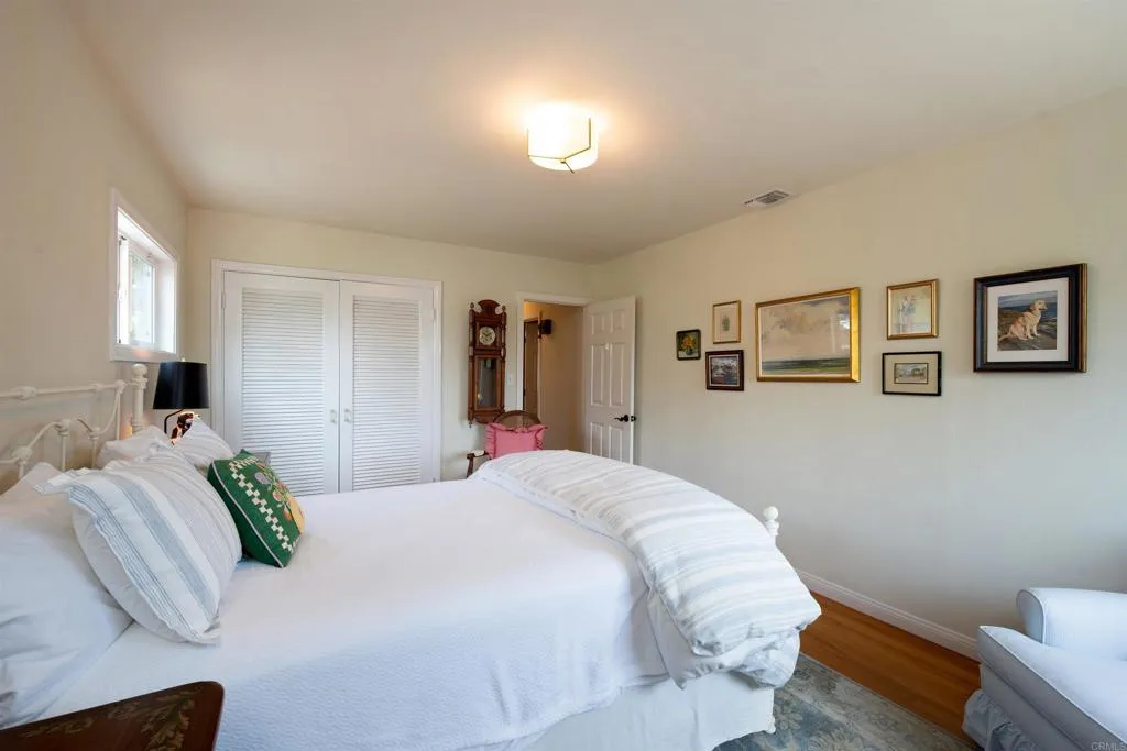 https://cdn.realtyfeed.com/cdn/127/306771350/90950fa55bc3864d6c1808b1a3c315ab.webp