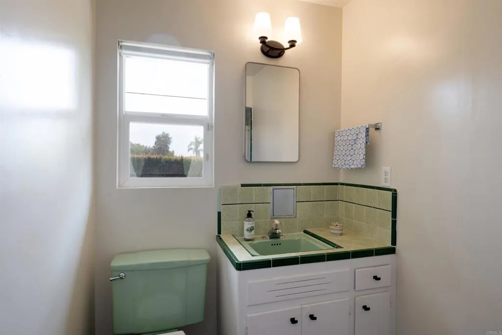 https://cdn.realtyfeed.com/cdn/127/306771350/98337f170bd14c74a20ae341ce5bae34.webp