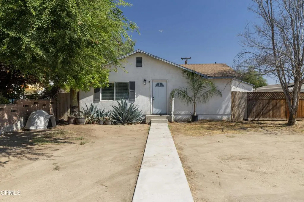 818 Decatur Street, Bakersfield, CA 93308 - Main photo, Bakersfield, CA