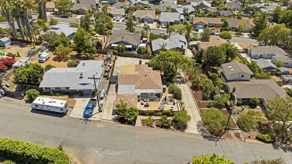 https://cdn.realtyfeed.com/cdn/127/306771364/79a5760289be62f547ffb41df17d07ae.webp
