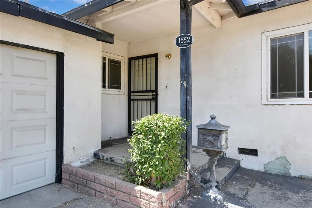 1552 W Evans, San Bernardino, CA 92411 - Photo 4 of 27, San Bernardino, CA