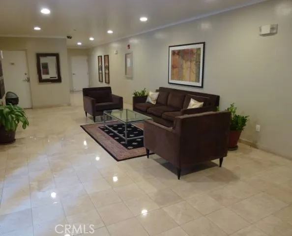 1828 Glendon Avenue, Los Angeles, CA 90025 - Photo 3 of 17, Los Angeles, CA