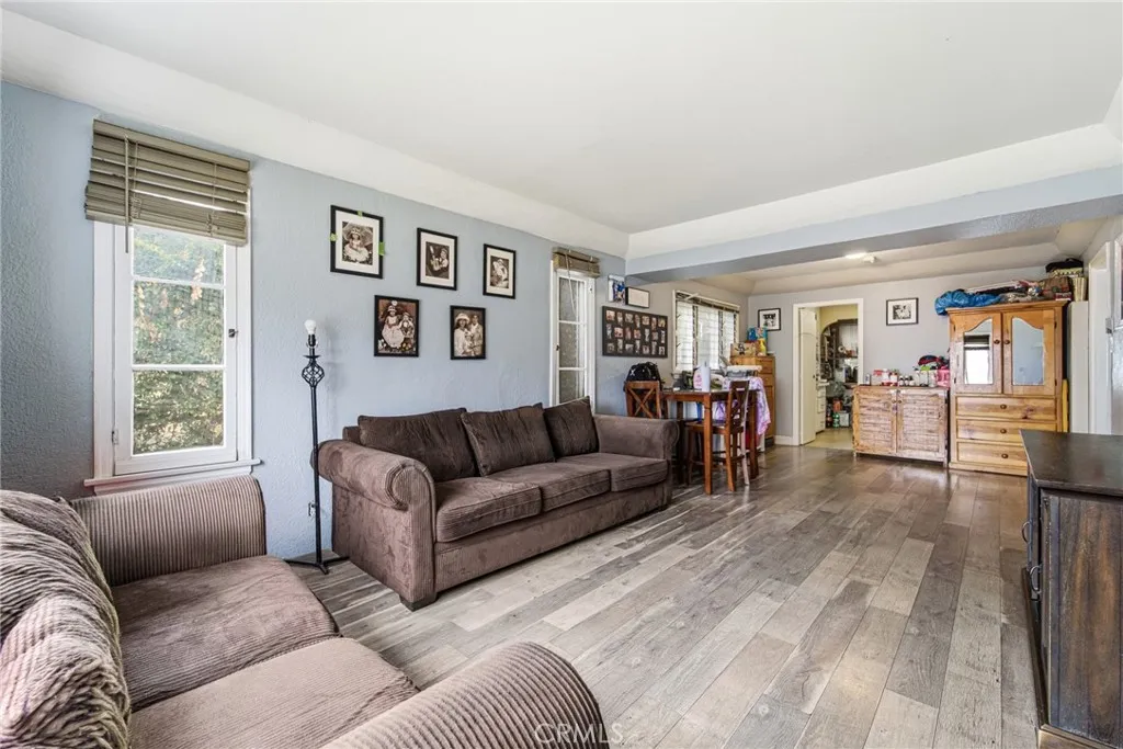 9231 Hunt Avenue, South Gate, CA 90280 - Photo 4 of 40, South Gate, CA