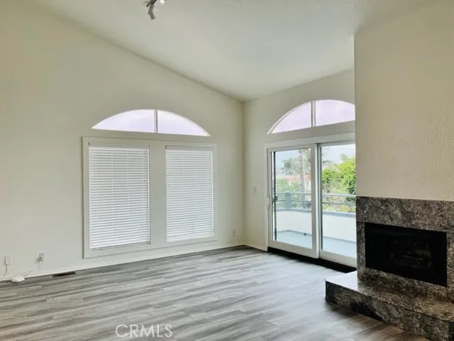 638 3rd Street, Hermosa Beach, CA 90254 - Photo 4 of 35, Hermosa Beach, CA