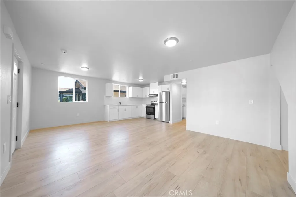 236 W 84th Place Unit 1/2, Los Angeles, CA 90003 - Photo 4 of 9, Los Angeles, CA