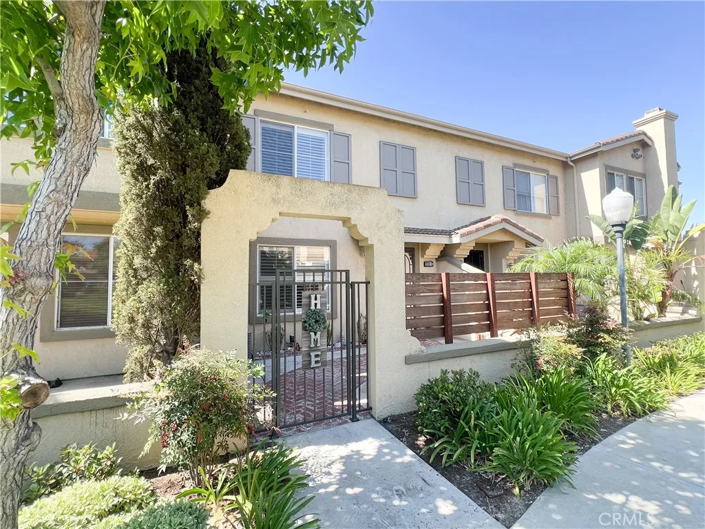 3321 E Penzance Lane Unit C, Orange, CA 92869 - Photo 2 of 28, Orange, CA