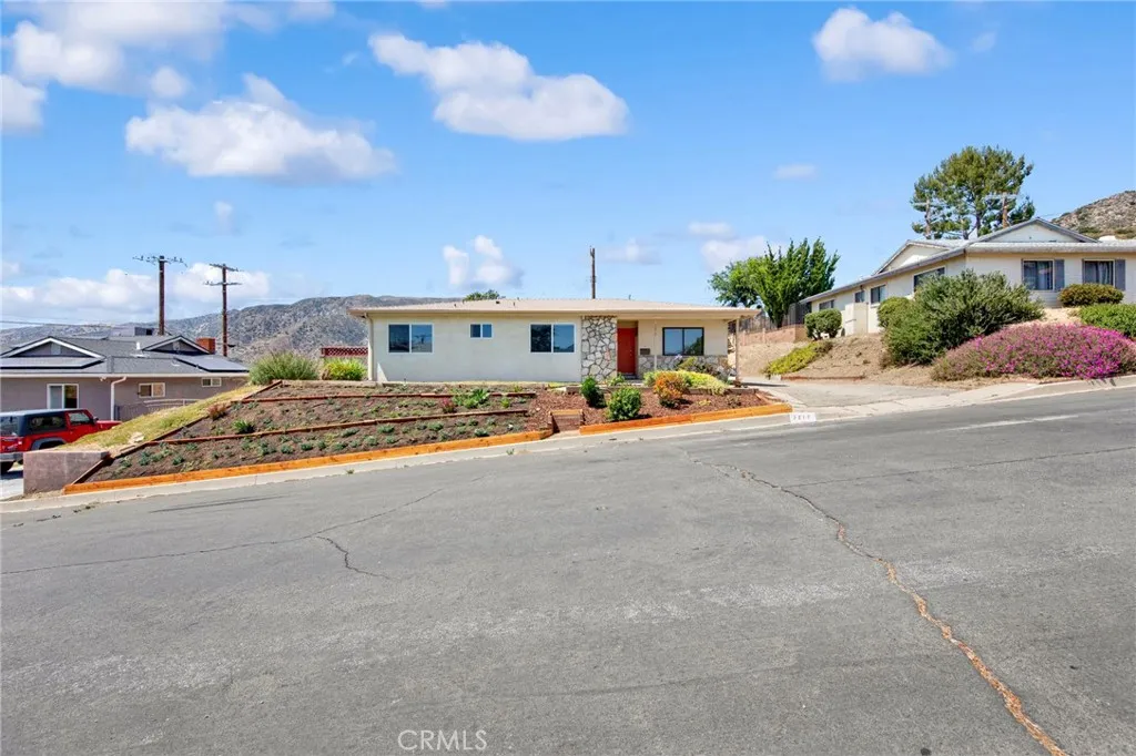7217 Lonzo, Los Angeles, CA 91042 - Photo 4 of 35, Los Angeles, CA