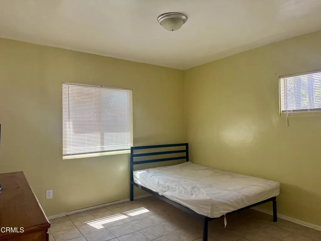 15744 W Saticoy Street, Los Angeles, CA 91406 - Photo 5 of 6, Los Angeles, CA