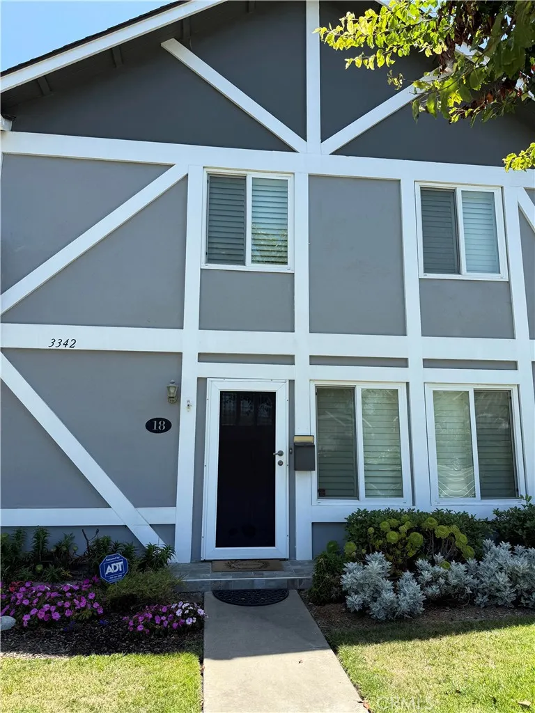 3342 Bradbury, Los Alamitos, CA 90720 - Photo 2 of 33, Los Alamitos, CA