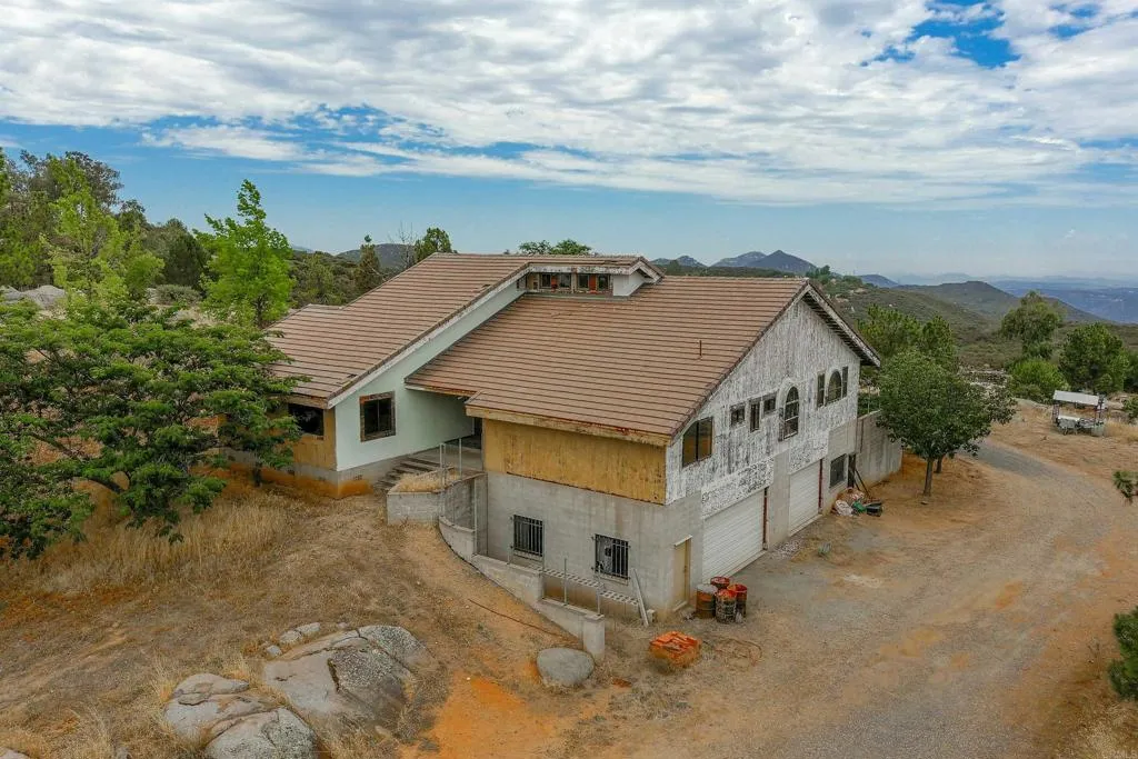 23660 Old Ranch Rd, Alpine, CA 91901 - Main photo, Alpine, CA