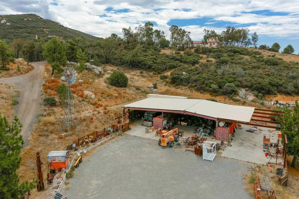 https://cdn.realtyfeed.com/cdn/127/306771448/badcf9e124e318e9648652666aaee945.webp