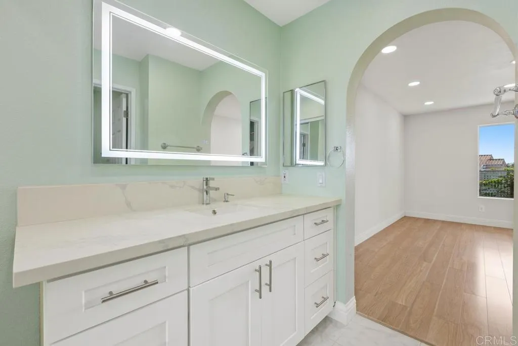 https://cdn.realtyfeed.com/cdn/127/306771457/3e6e27cc8fa4d23443576d921dfca618.webp