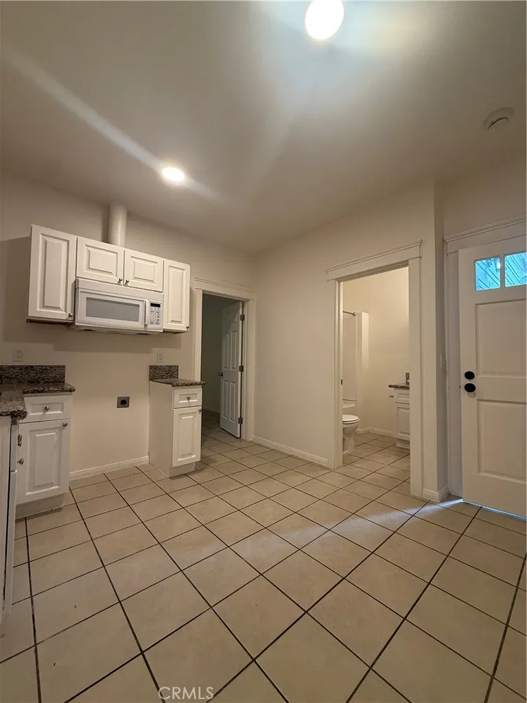 718 Chestnut Avenue Unit 12, Long Beach, CA 90813 - Photo 2 of 8, Long Beach, CA
