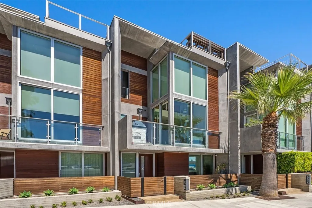 3306 Via Oporto, Newport Beach, CA 92663 - Main photo, Newport Beach, CA